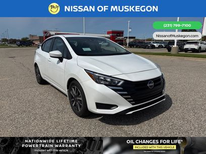 New 2025 Nissan Versa SV w/ Trunk Package