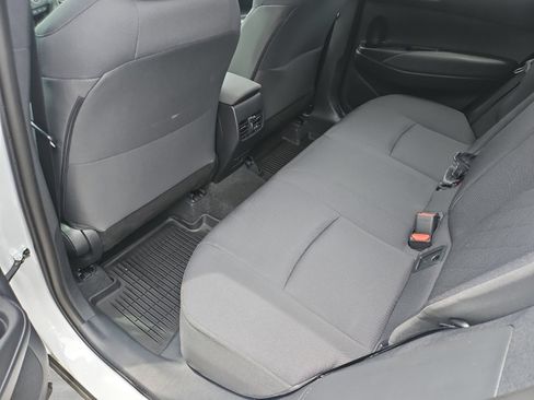 Used 2024 Toyota Corolla Cross LE w/ Moonroof Package FWD image 33
