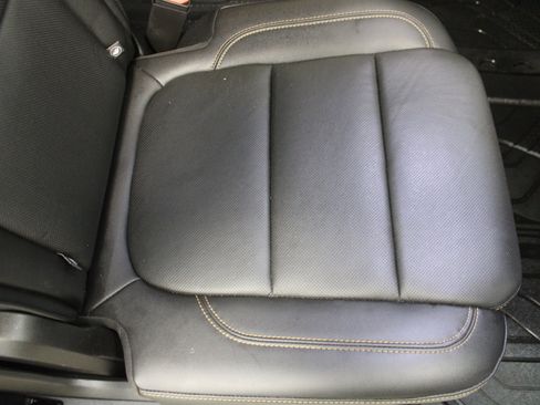 Used 2020 Chevrolet Traverse Premier w/ LPO, Blackout Package image 31