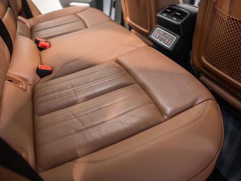 Used 2024 Audi Q8 e-tron Premium Plus image 29