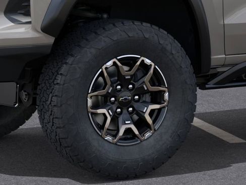 New 2026 Chevrolet Colorado ZR2 w/ Technology Package AWD/4WD image 11