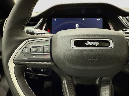 New 2025 Jeep Grand Cherokee L Laredo w/ Luxury Tech Group I image 32