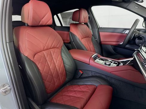 New 2026 BMW X6 xDrive40i w/ Climate Comfort Package image 31