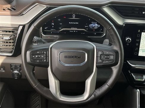 Used 2025 GMC Sierra 1500 Denali w/ Denali Reserve Package image 13