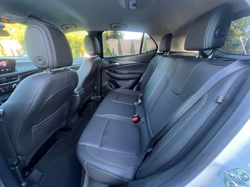 Used 2025 Buick Encore GX Preferred image 25