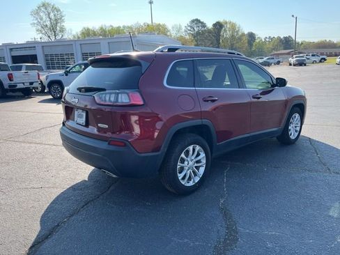 Used 2019 Jeep Cherokee Latitude w/ Popular Appearance Group FWD image 4