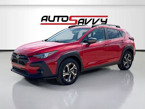 Used 2024 Subaru Crosstrek 2.0i Premium image 3