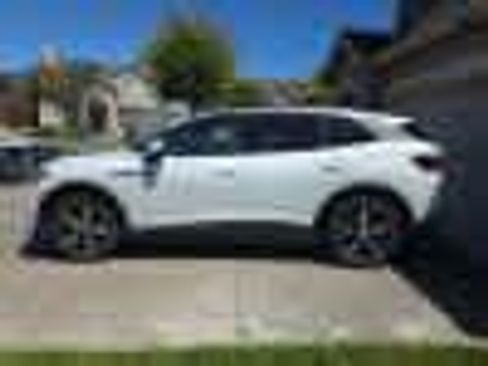 Used 2023 Volkswagen ID.4 Pro S RWD image 3