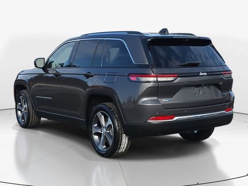 Used 2022 Jeep Grand Cherokee Limited 4xe w/ Luxury Tech Group II image 7