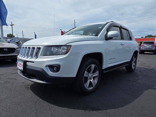 Used 2015 Jeep Compass High Altitude AWD/4WD image 3