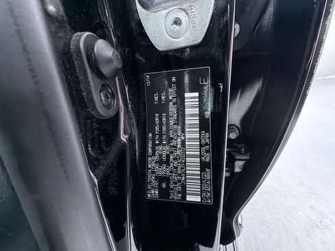 Used 2015 Toyota Land Cruiser image 26