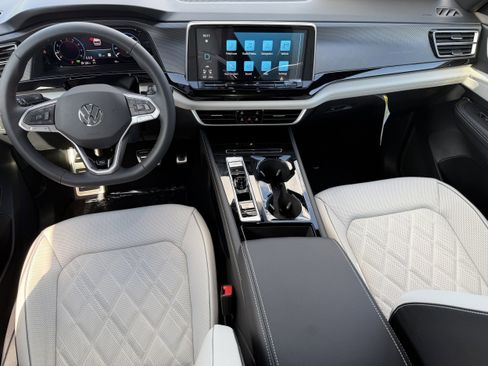 New 2026 Volkswagen Atlas Cross Sport SEL Premium R-Line image 13