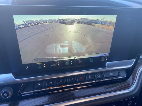 Certified 2022 Chevrolet Silverado 1500 LT Trail Boss w/ LT Trail Boss Premium Package image 18