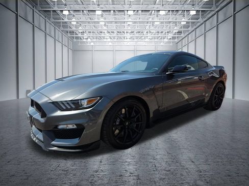 Used 2018 Ford Mustang Shelby GT350 w/ Electronics Package RWD image 3
