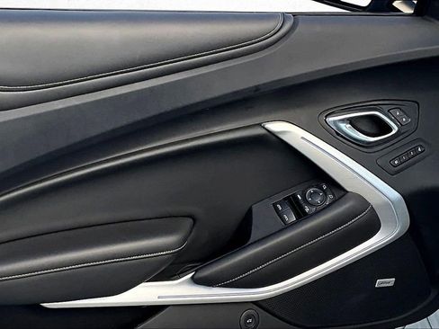 Used 2021 Chevrolet Camaro LT w/ RS Package image 18