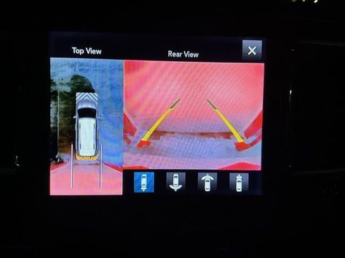 Used 2017 Chrysler Pacifica Limited w/ UConnect Theater Package image 45