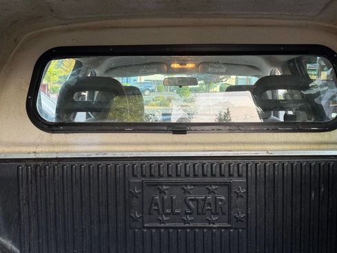 Used 2006 Dodge Dakota SLT w/ Sport Appearance Group image 22