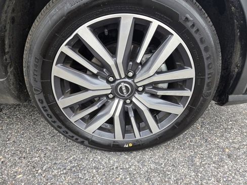 Used 2024 Nissan Kicks SV image 31