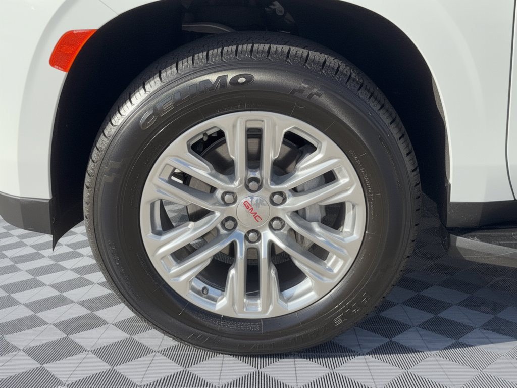 Certified 2024 GMC Yukon XL SLT RWD image 13