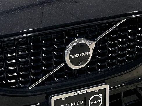 Used 2024 Volvo XC60 T8 Plus w/ Protection Package Premier AWD/4WD image 32