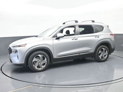 Used 2023 Hyundai Santa Fe SEL FWD image 2