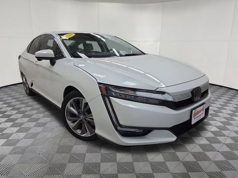 Used 2018 Honda Clarity Touring image 3