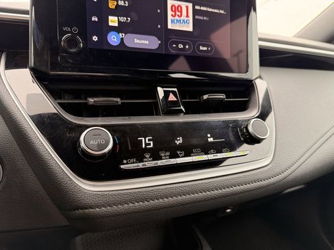 Used 2024 Toyota Corolla SE image 17