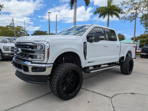 Used 2026 Ford F250 Lariat AWD/4WD image 7