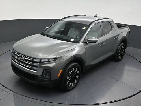 Used 2026 Hyundai Santa Cruz SEL FWD image 16
