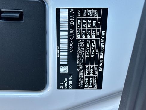 New 2025 Mercedes-Benz Sprinter 2500 image 27