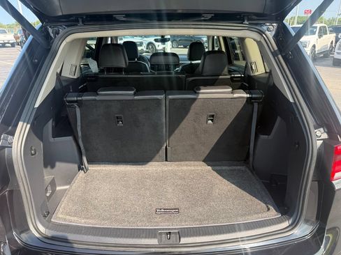 Used 2021 Volkswagen Atlas SE w/ Towing Package AWD/4WD image 10