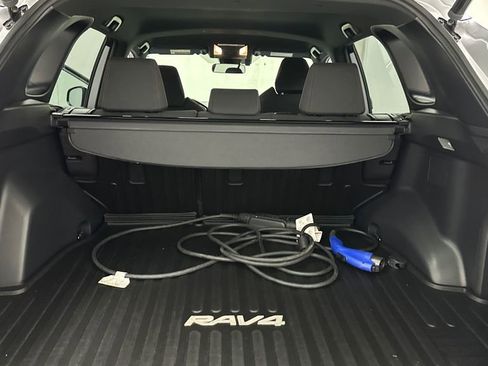 Used 2021 Toyota RAV4 SE AWD/4WD image 13