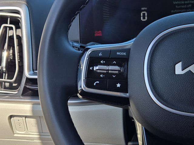 Certified 2025 Kia Sorento EX FWD image 27