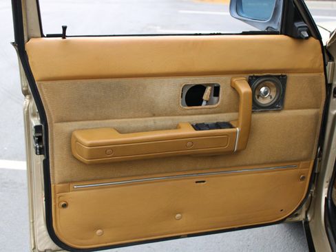 Used 1989 Volvo 240 Wagon image 19