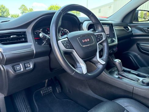 Used 2018 GMC Acadia SLT FWD image 11