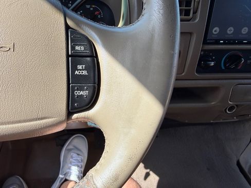 Used 2003 Ford F350 4x4 Crew Cab Super Duty image 29