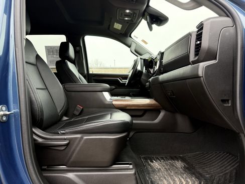 Used 2024 Chevrolet Silverado 2500 LT w/ All Star Edition image 11