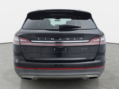 Used 2020 Lincoln Nautilus Reserve w/ Equipment Group 201A image 6