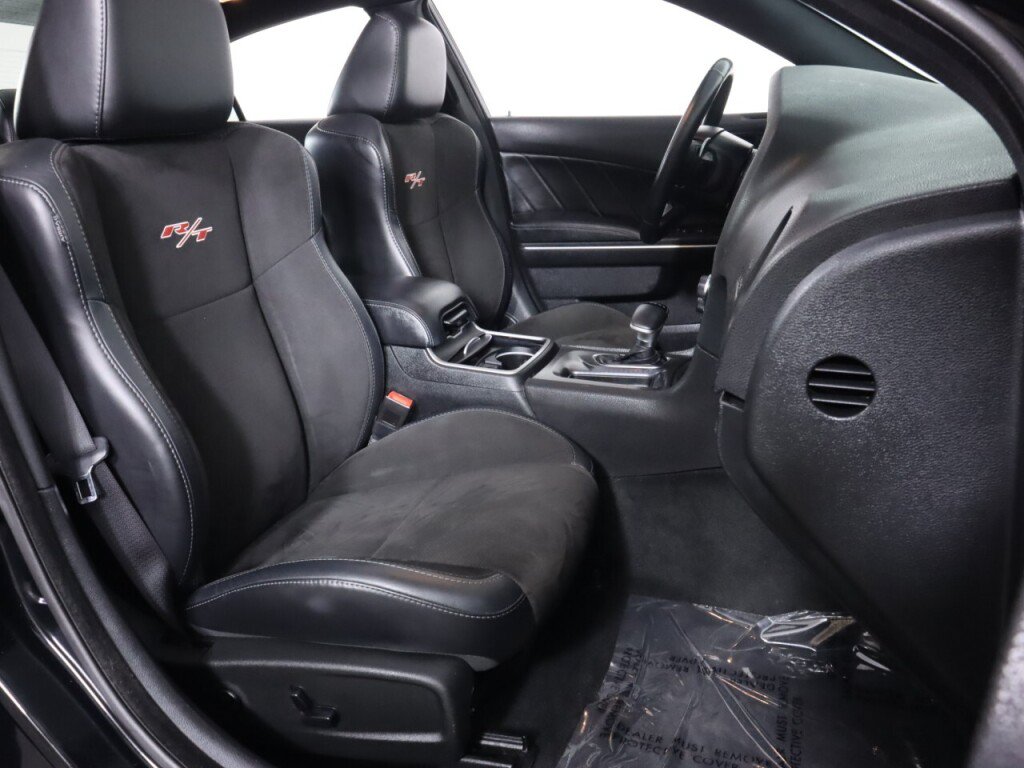 Used 2015 Dodge Charger R/T RWD image 41
