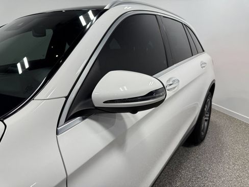 Used 2022 Mercedes-Benz GLC 300 4MATIC w/ Multimedia Package Lite image 7