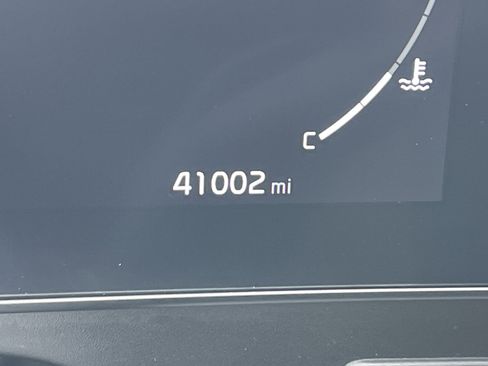 Used 2023 Kia Sportage SX image 21