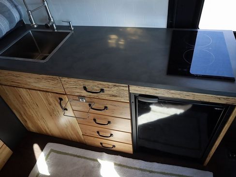 Used 2022 Mercedes-Benz Sprinter 2500 image 23