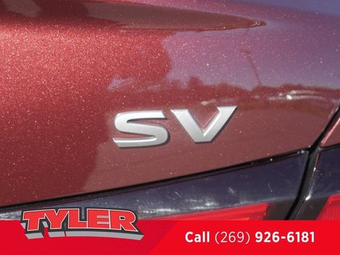Used 2024 Nissan Altima 2.5 SV FWD image 13