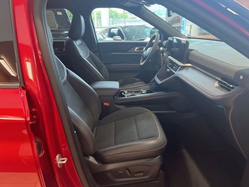 New 2026 Ford Explorer ST RWD image 4