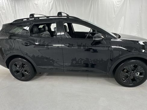 Used 2025 Kia Sportage X-Line w/ Premium Package image 2