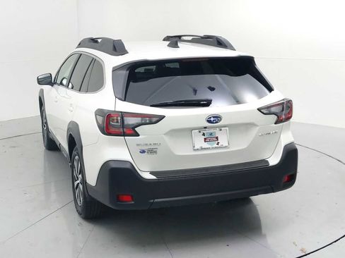 Certified 2025 Subaru Outback Premium image 8