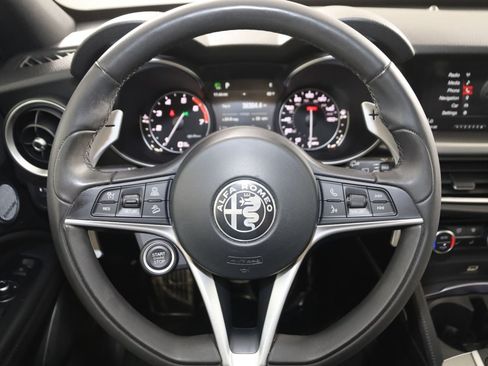 Used 2019 Alfa Romeo Stelvio Ti Sport w/ Quick Order Package 22S Sport AWD/4WD image 39