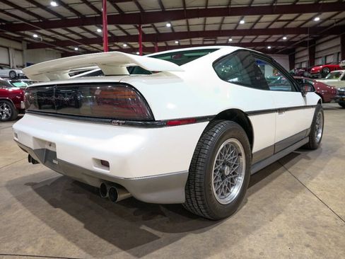 Used 1987 Pontiac Fiero GT RWD image 8