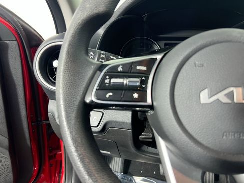 Certified 2023 Kia Forte LXS FWD image 16