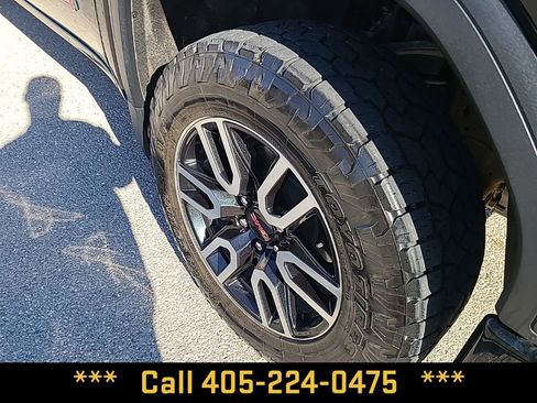 Used 2023 GMC Sierra 1500 AT4 w/ Technology Package image 18